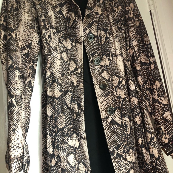 Inc raincoat.  Mint condition python print - Picture 4 of 6
